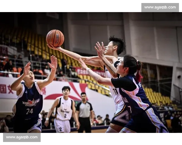 篮球比赛实时直播官网入口精彩赛事不容错过让您第一时间掌握最新战况 - 副本 - 副本