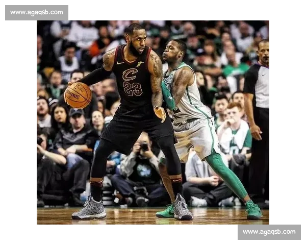 篮球赛场数据深度解析与球员表现趋势全面剖析